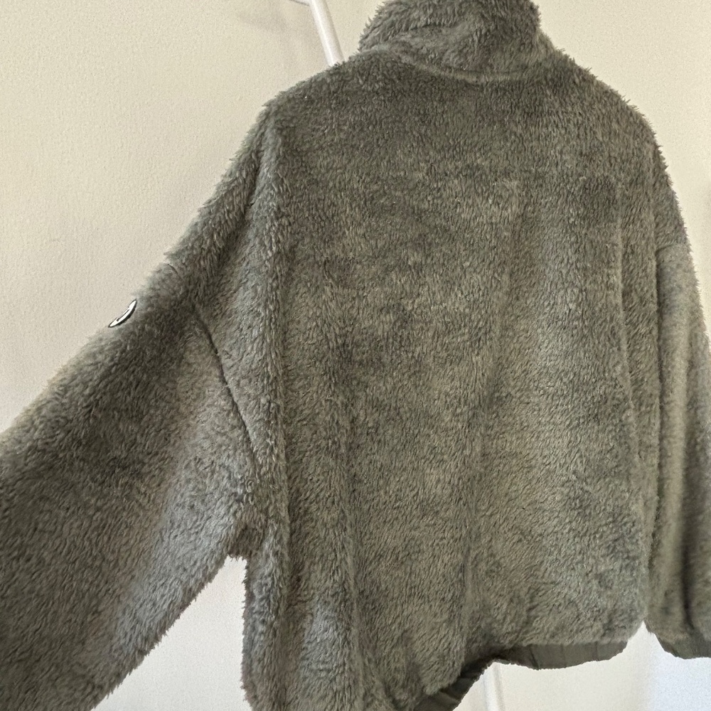 Vuori women's Cozy Sherpa Jacket Green Size Medium NWOT - Picture 12 of 14